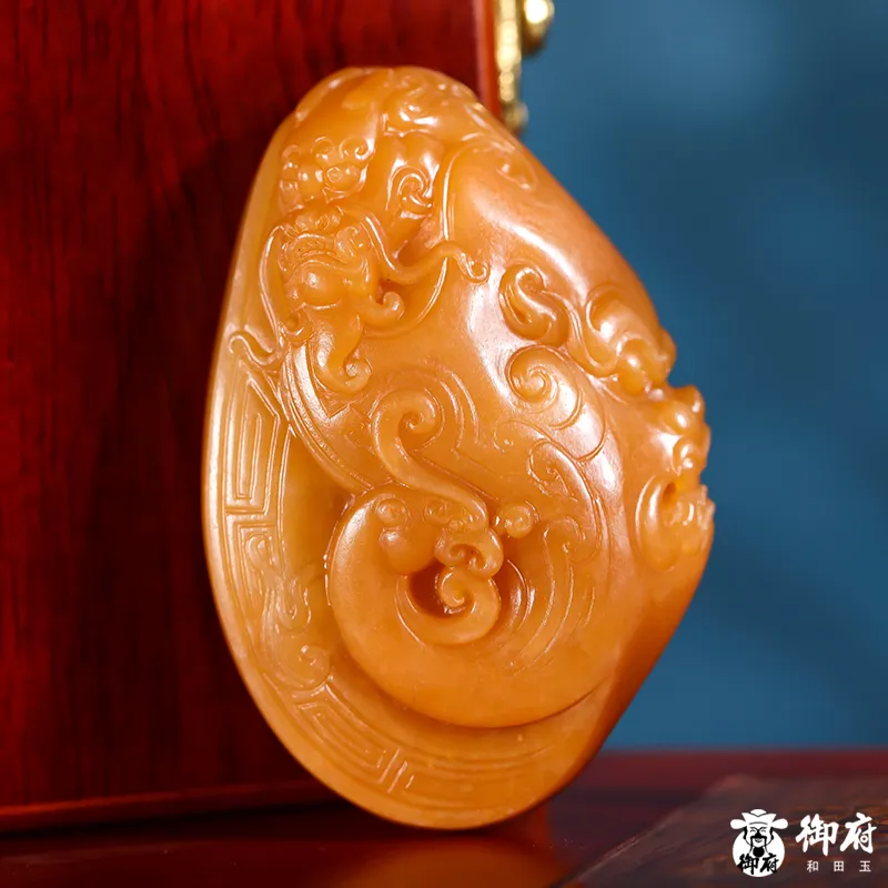 好玉七分盘！和田玉应该如何上手把玩？